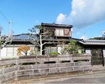 Spacious 6DK House in Usuki City - 141m² with Garden — Image 1, Usuki, Oita