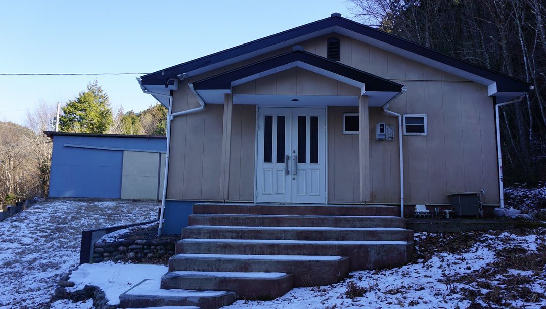 Large Single-Story House with Workshop for Sale in Yaotsu - Thumbnail 3