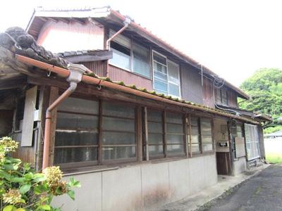 Traditional Farmer's House Near the Sea in Matsuura City — Image 1, Matsuura, Nagasaki