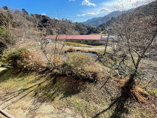 Renovated 7LDK Kominka in Marumori with Mountain Views - Thumbnail 2