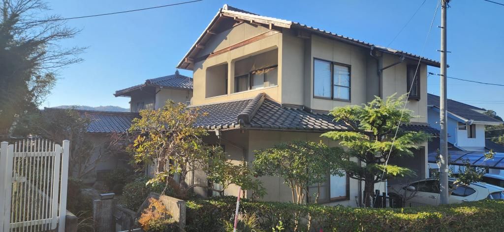 8LDK House for Sale in Tsuyama with Large Garden & Multi-Gen Layout - Main Image