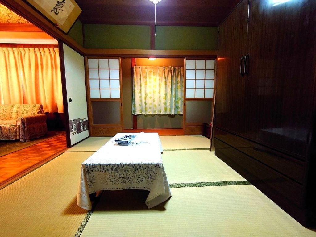Sea View Detached House for Sale in Asakuchi, Okayama - Thumbnail 2