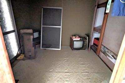1.5 Million Yen Concrete Bungalow in Shikokuchuo, Ehime — Image 22, Shikokuchuo, Ehime