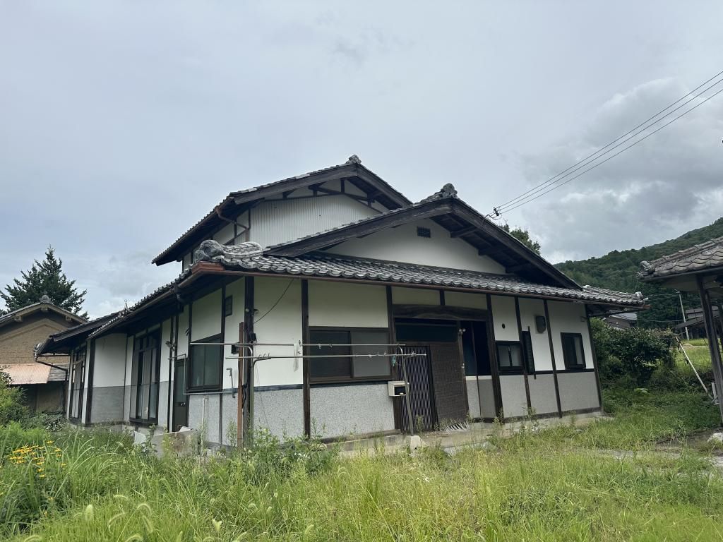 9DK Wooden House for Sale in Kyotamba Town, Kyoto - Thumbnail 2