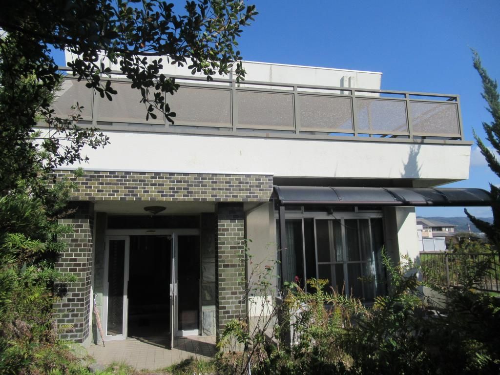 4LDK Rental House near JR Kii Station, Wakayama City - Thumbnail 2