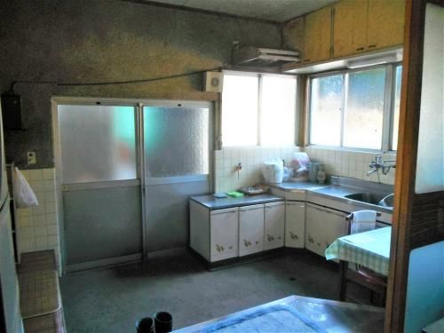 10DK Detached House with Courtyard for Sale in Niihama, Ehime - Thumbnail 2
