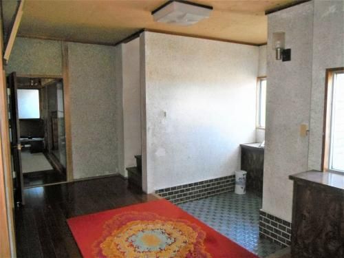 10DK Detached House with Courtyard for Sale in Niihama, Ehime - Thumbnail 4