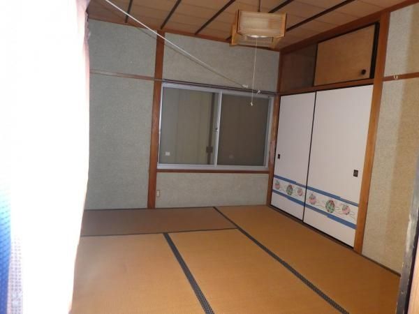 6DK Detached House for Sale in Ozu, Ehime - Near the Sea - Thumbnail 4