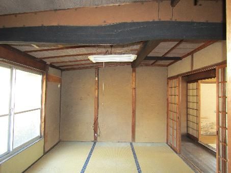Traditional Kominka with Farmland for Sale in Kitsuki, Oita - Thumbnail 4