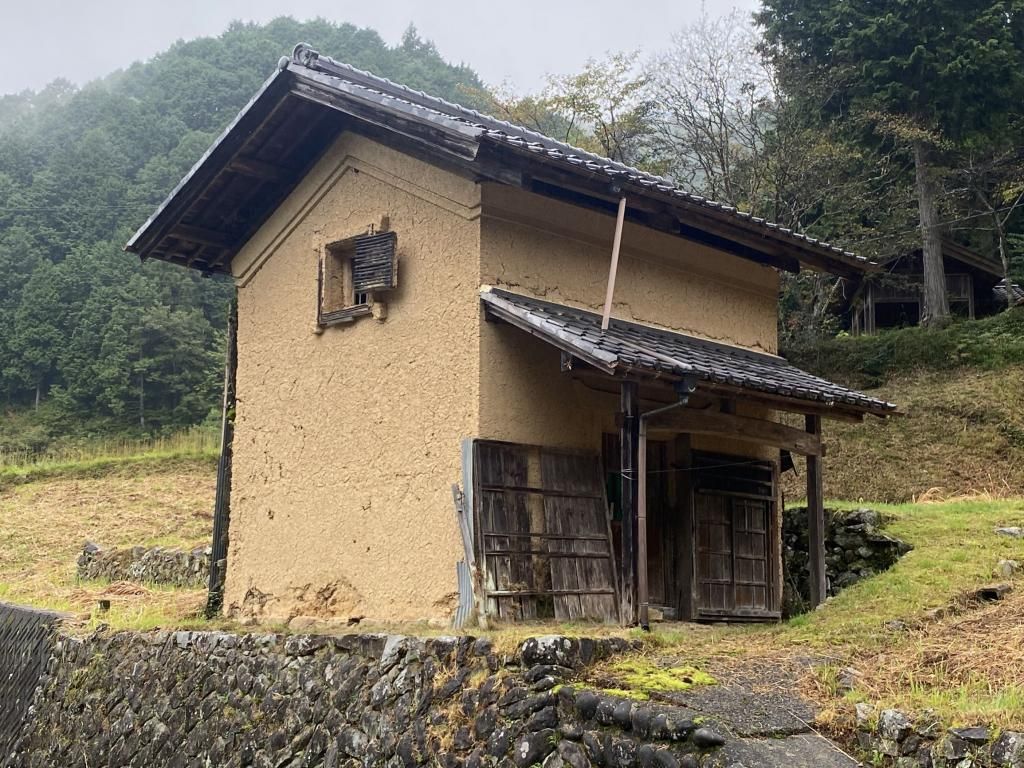 Spacious 8K House with Land in Rural Gifu Prefecture - Thumbnail 2