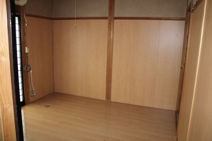 5LDK House for Sale in Okuiizumo, Shimane - 355sqm Land - Thumbnail 4