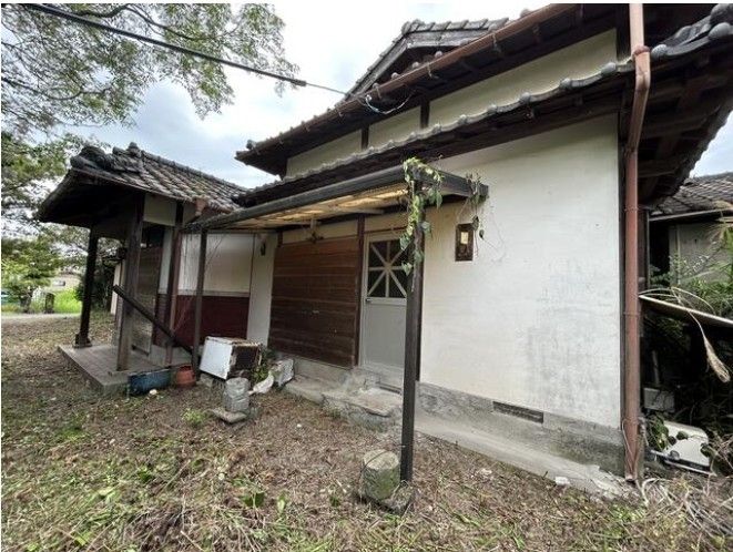 6DK House for Sale in Minami-ku, Kumamoto City - 92.34 sqm - Thumbnail 3