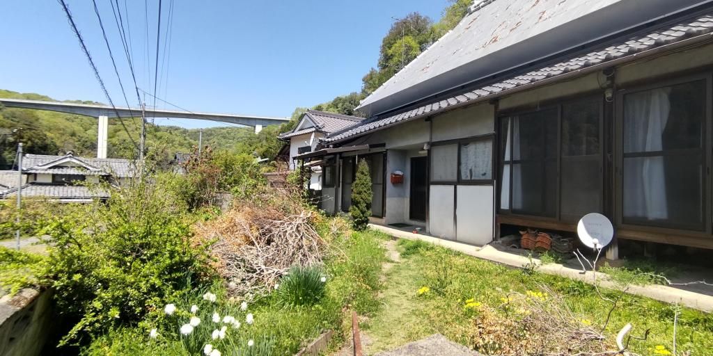 Renovated 8DK Kominka for Sale in Wake Town, Okayama - Thumbnail 4