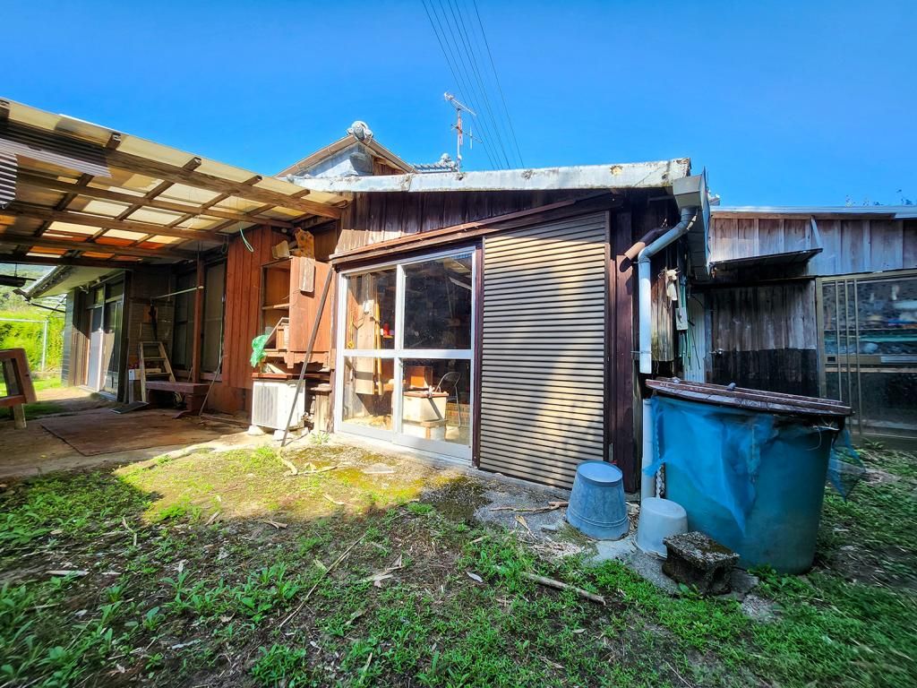 7K Traditional House for Sale in Makurazaki, Kagoshima - 320万円 - Image 1