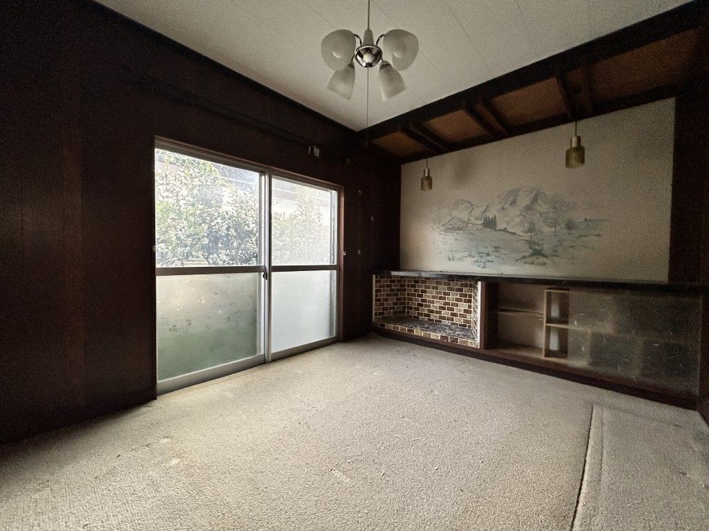 Spacious 6DK House for Sale in Niihama, Ehime - Corner Lot - Thumbnail 3