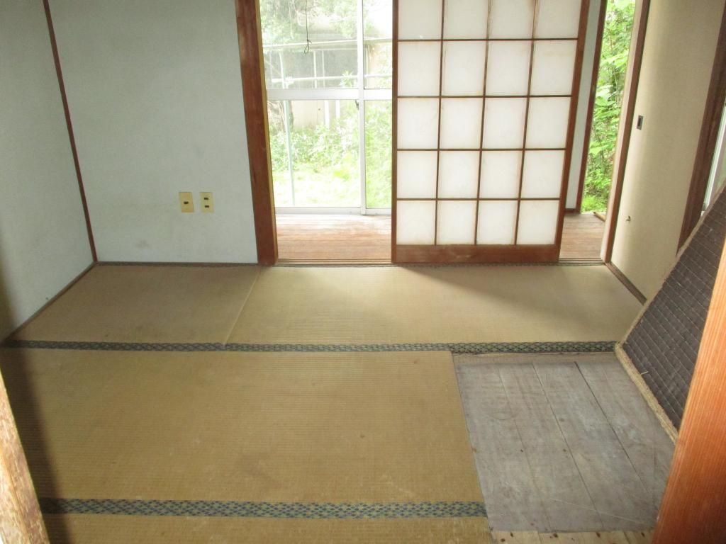 3DK Bungalow for Sale or Rent in Kasaoka, Okayama - Thumbnail 4