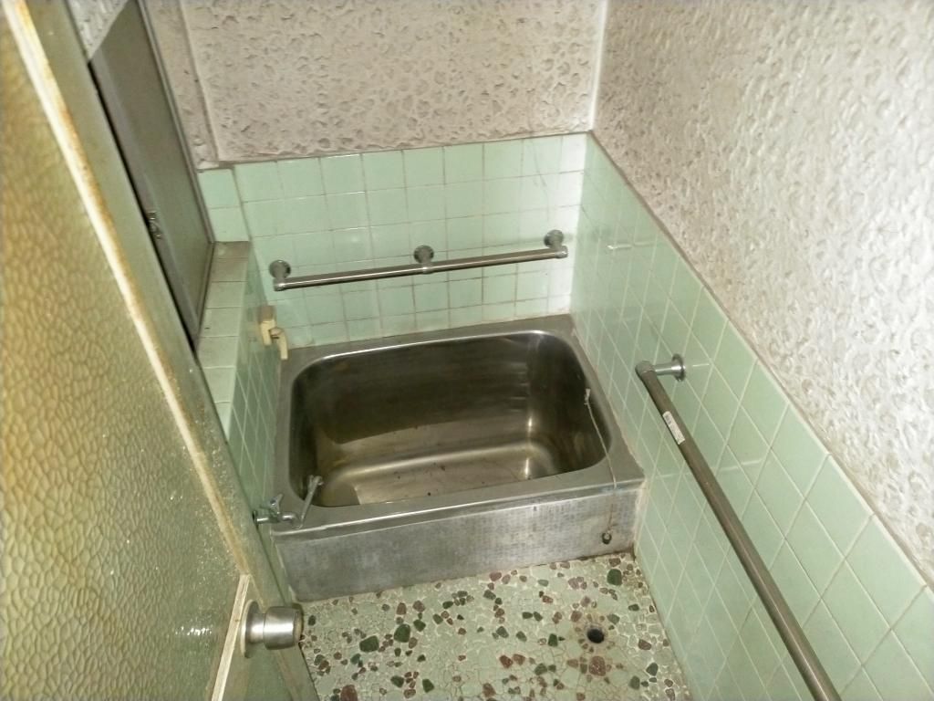 Former Factory 3DK House for Rent in Shimoichi, Nara - Thumbnail 4