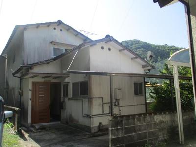2-Story House for Sale in Yawatahama, Ehime — Image 1, Yawatahama, Ehime