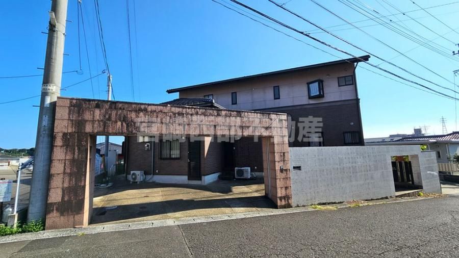 5LDK House for Multi-Generational Living in Miyazaki - Thumbnail 2