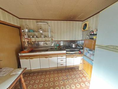Spacious 9DK House with Garden in Yazu, Tottori - 160m² Living Space — Image 3, Yazu, Tottori