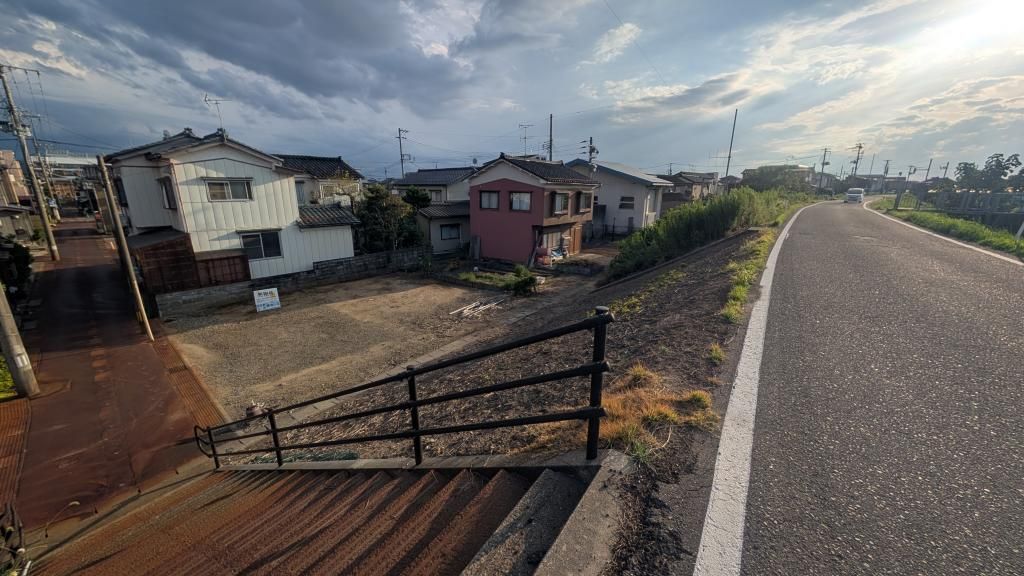 Vacant Riverfront Lot in Central Sanjo City, Niigata - Thumbnail 3