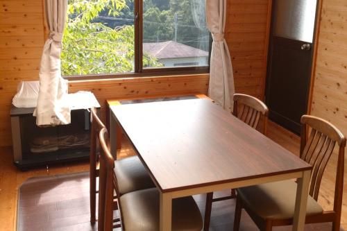 5LDK Wooden House on 2483 sqm Land in Shikokuchuo, Ehime - Thumbnail 4