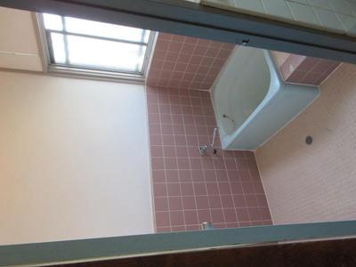 5K House for Sale in Shibukawa - Corner Plot with Dual Parking — Image 4, Shibukawa, Gunma