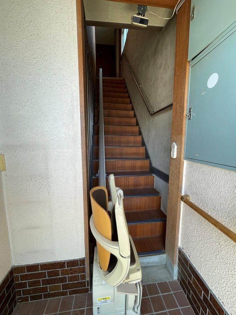 Renovated 4LDK House with Basement Parking in Seiyo City, Ehime - Thumbnail 4