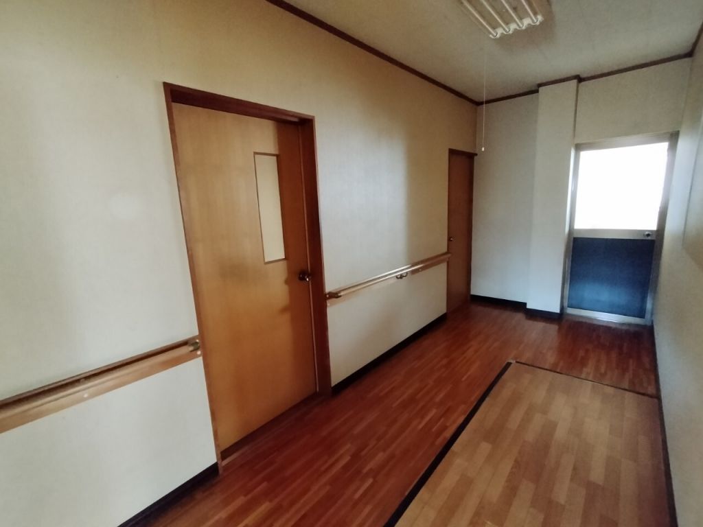 Shop with Residential Space in Seki City - Thumbnail 3