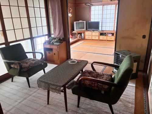 2018-Built 6DK House on Large Corner Lot in Kasama, Ibaraki - Thumbnail 3