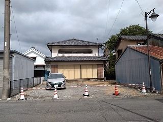 Spacious 6DK Akiya House for Sale in Tomioka, Gunma - Thumbnail 2