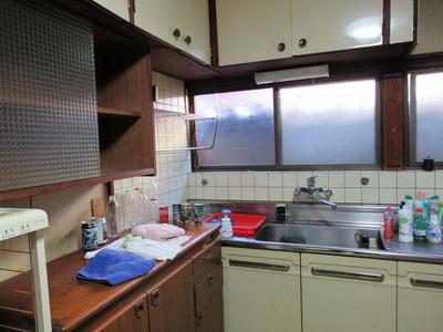 Affordable Two-Story House in Masuda with 5DK Layout — Kitchen, 6-chome Takatsu, Yamaguchi