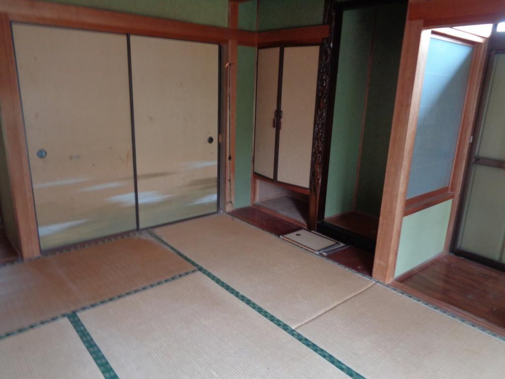 Rental House in Yatsushiro: 4DK Traditional Wooden Home - Thumbnail 4