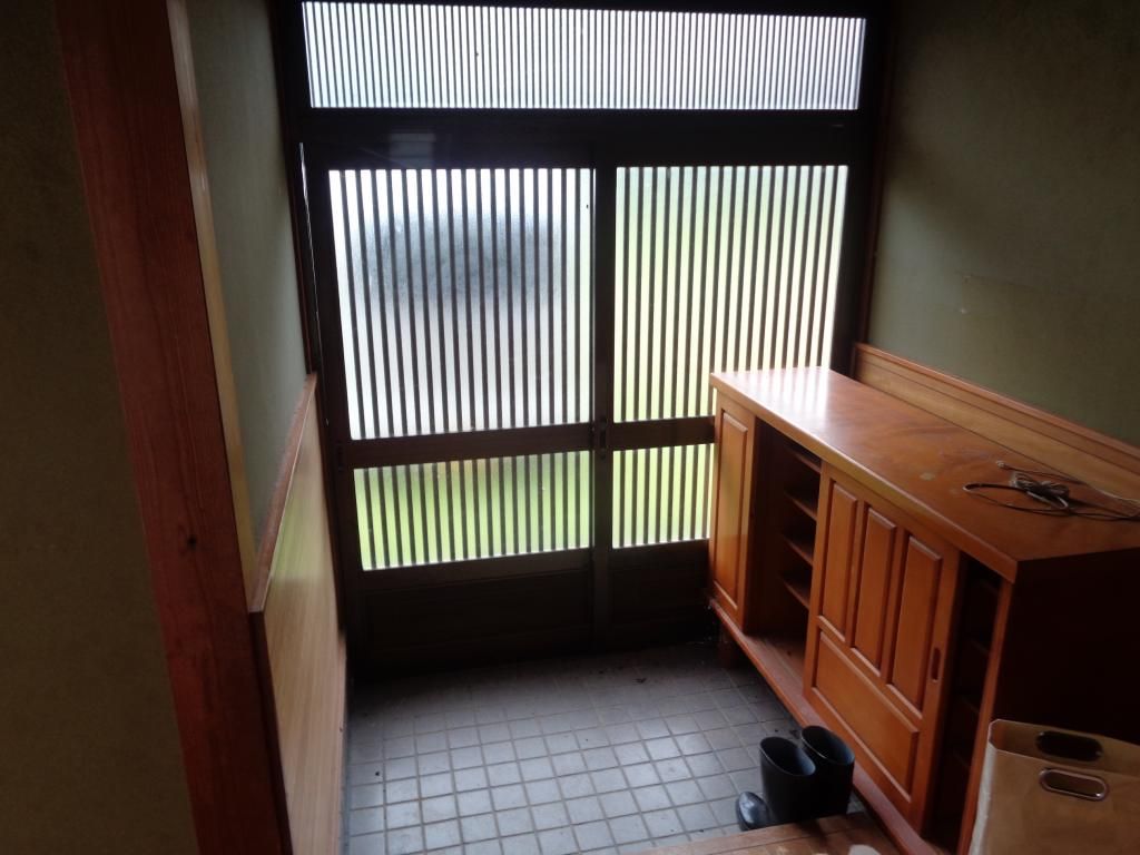 Rental House in Yatsushiro: 4DK Traditional Wooden Home - Thumbnail 2