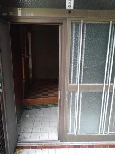 5DK House for Sale in Takehara, Hiroshima with Large 241 sqm Land - Thumbnail 4