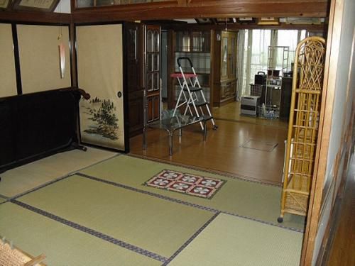 Spacious 8DK Family House for Sale in Oshu, Iwate - Thumbnail 3