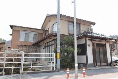 8DK Wooden House for Sale in Okuizumo, Shimane - 159.31 sqm — Image 1, Okuizumo, Shimane