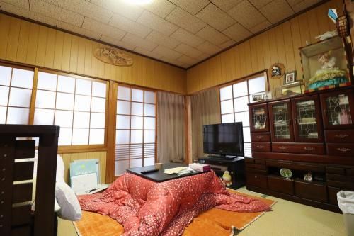 8DK Wooden House for Sale in Okuizumo, Shimane - 159.31 sqm - Thumbnail 2