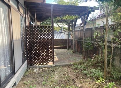 5K Detached House for Sale in Mihara, Hiroshima with Garden - Thumbnail 2