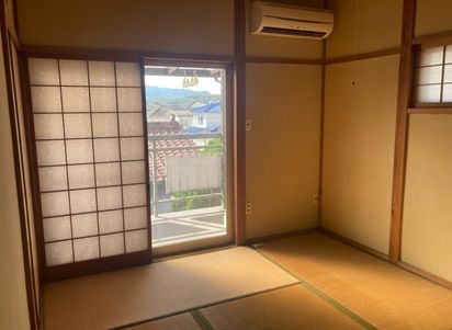 5K Detached House for Sale in Mihara, Hiroshima with Garden - Thumbnail 4