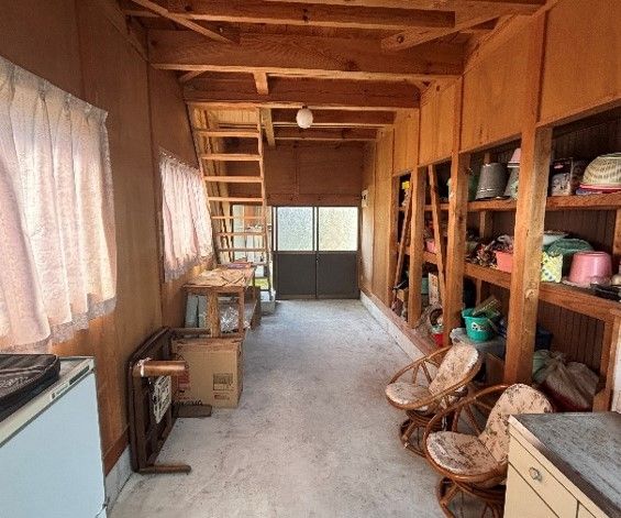 Seiyo City Akiya: Countryside Home in Ehime with Land - Thumbnail 4