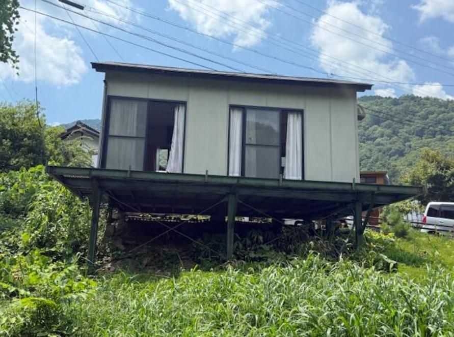 Riverside Cabin in Gujo, Gifu - Akiya Bank Listing Near Ski Slopes - Thumbnail 2