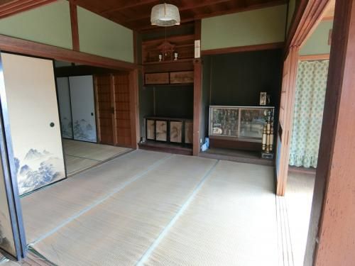 Spacious 5K Wooden House with Large Garden in Quiet Aki City - Thumbnail 3