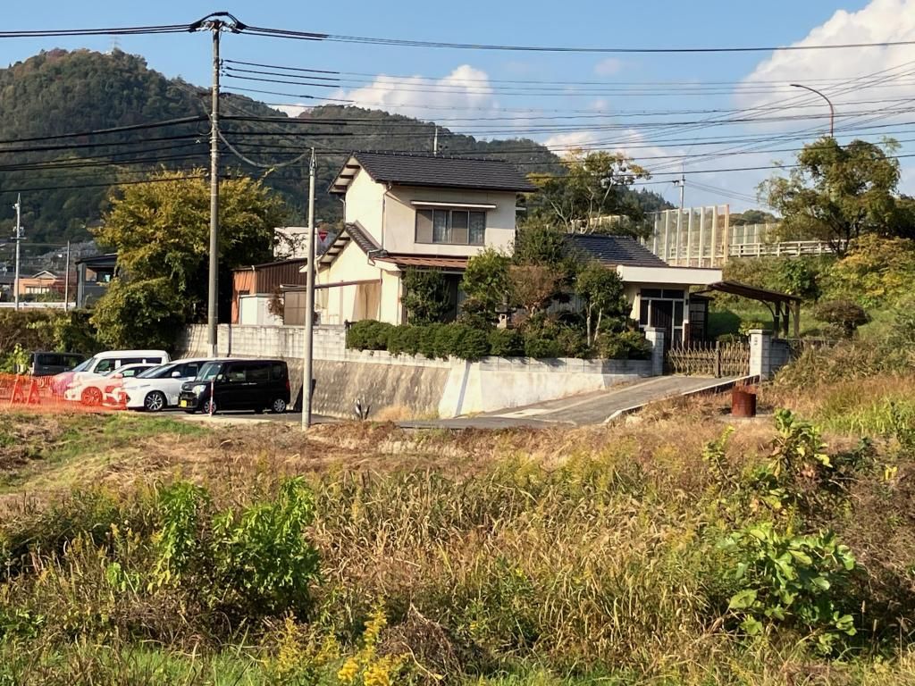 1971 Traditional 4DK House with 566 sqm Land in Satosho, Okayama - Thumbnail 2