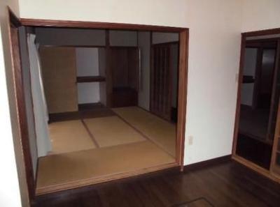 Traditional 4DK House with Annex in Saijo City, Near Ocean — Image 3, Saijo, Ehime
