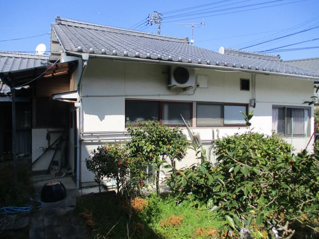 8DK Detached House with Large Land in Yawatahama, Ehime - Thumbnail 2