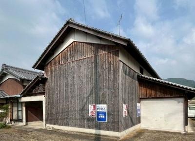 8DK House for Sale in Saijo City, Ehime — Image 1, Saijo, Ehime