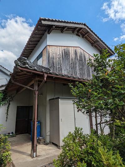 Spacious 2-Story House with Annex in Wadayama-cho, Asago City — Image 1, Asago, Hyogo