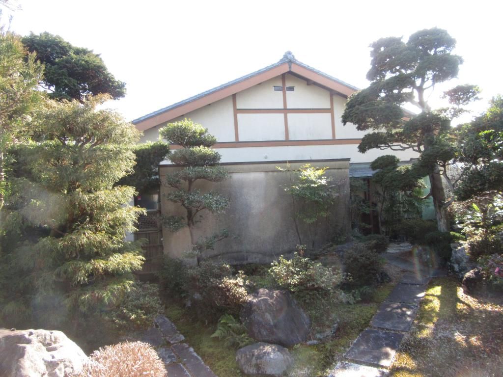 4DK Detached House for Sale on Large Corner Lot in Meiwa, Mie - Main Image