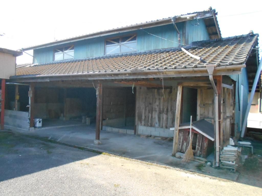 8LDK Detached House for Sale on Large Plot in Ebino, Miyazaki - Thumbnail 3